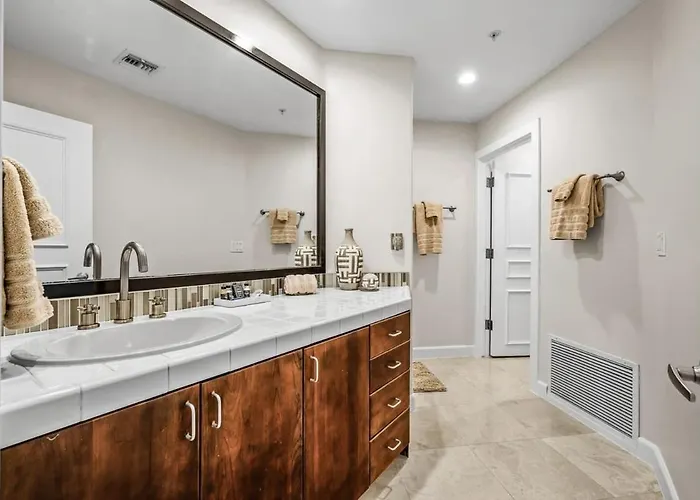 Serenity Peaks- Gorgeous Pet Friendly In With Pool, Spa, And Bikes *
