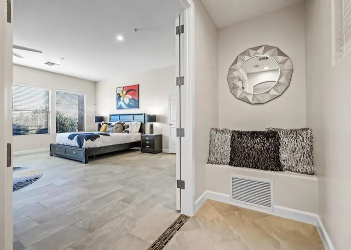 Serenity Peaks- Gorgeous Pet Friendly In With Pool, Spa, And Bikes *