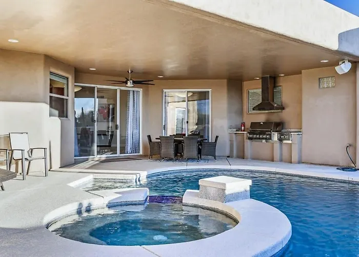 Holiday home Serenity Peaks- Gorgeous Pet Friendly In With Pool, Spa, And Bikes