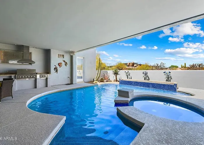 Serenity Peaks- Gorgeous Pet Friendly In With Pool, Spa, And Bikes Scottsdale