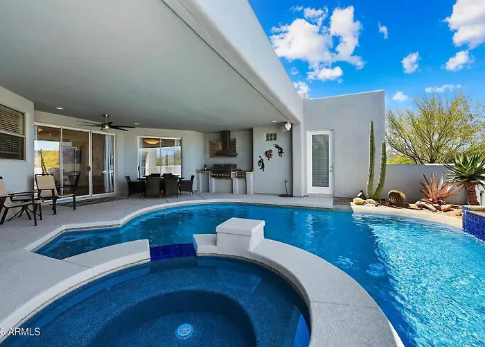 Сasa de vacaciones Serenity Peaks- Gorgeous Pet Friendly In With Pool, Spa, And Bikes